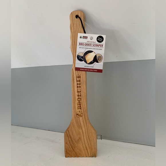 Wood Grill Scraper with Bottle Opener - Picture 5 of 10